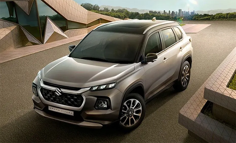 suzuki grand vitara 2023 front deep low angle view 760px